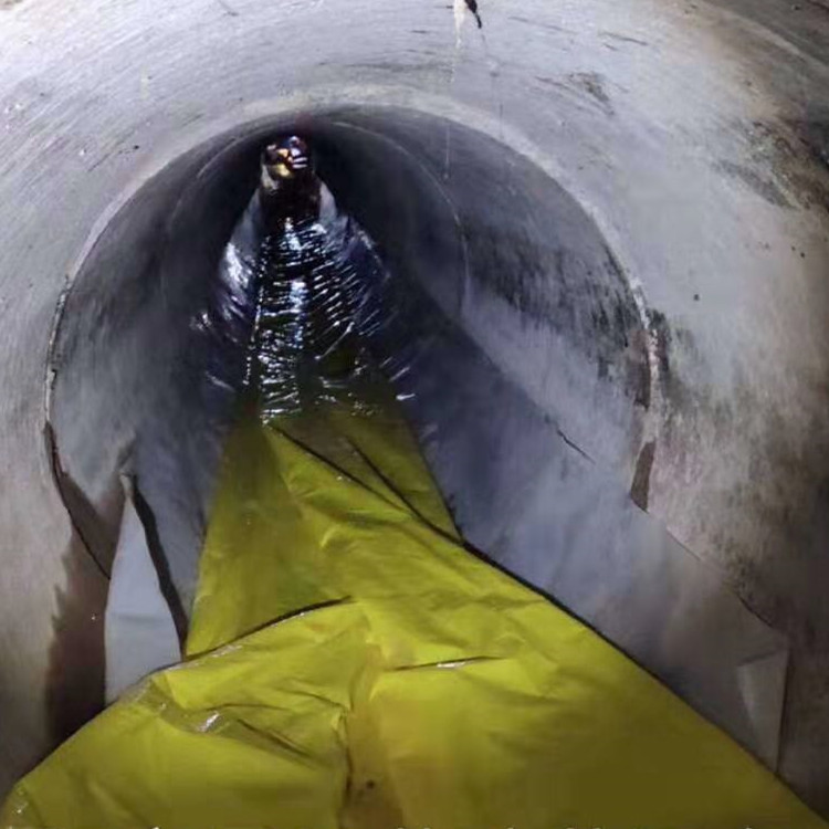 七里河管道紫外光固化修复