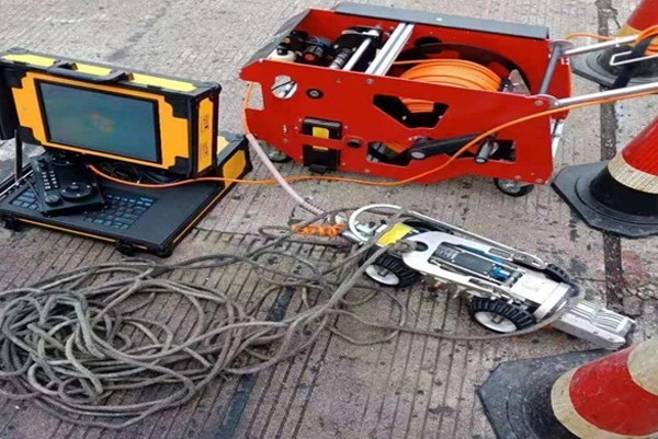 七里河CCTV管道检测机器人