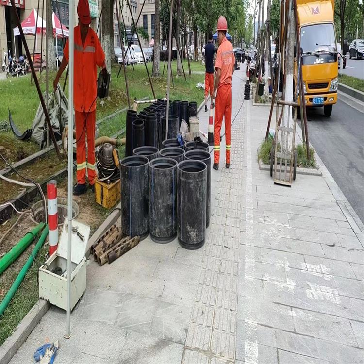 七里河管道短管置换修复