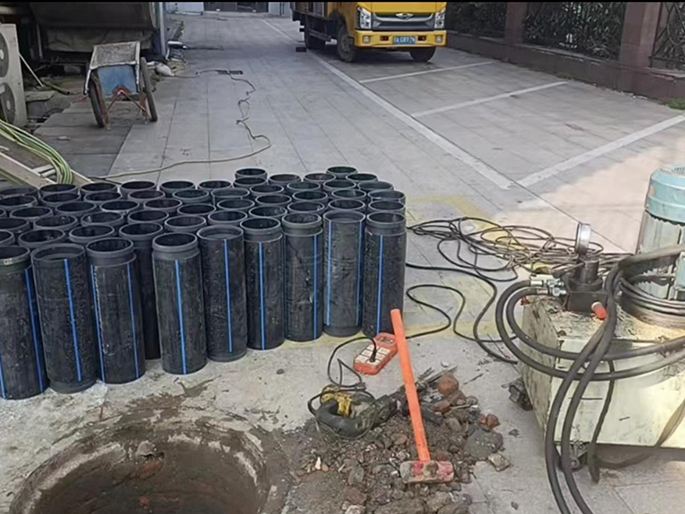 七里河PE置换管厂家 DN315置换管 非开挖管短管置换